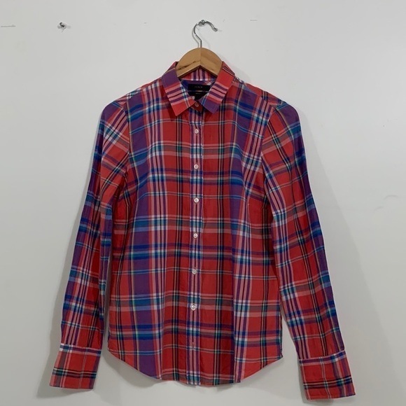J Crew button down shirt in women’s size 4 Red plaid pattern. - Picture 1 of 12